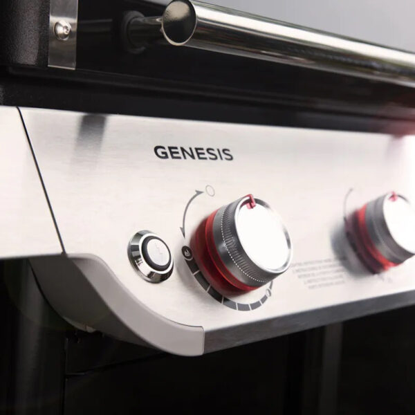 Close-up de controles de barbacoa Genesis.