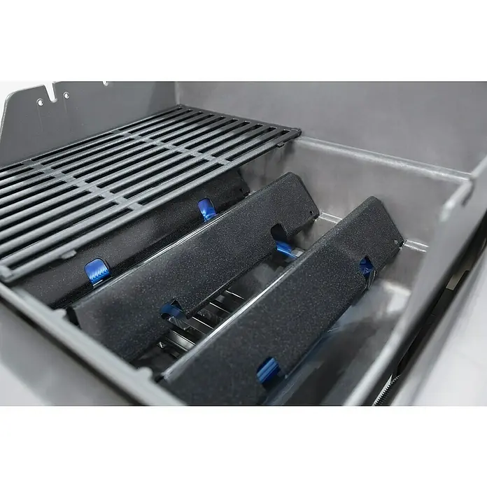 Interior de una barbacoa de gas moderna