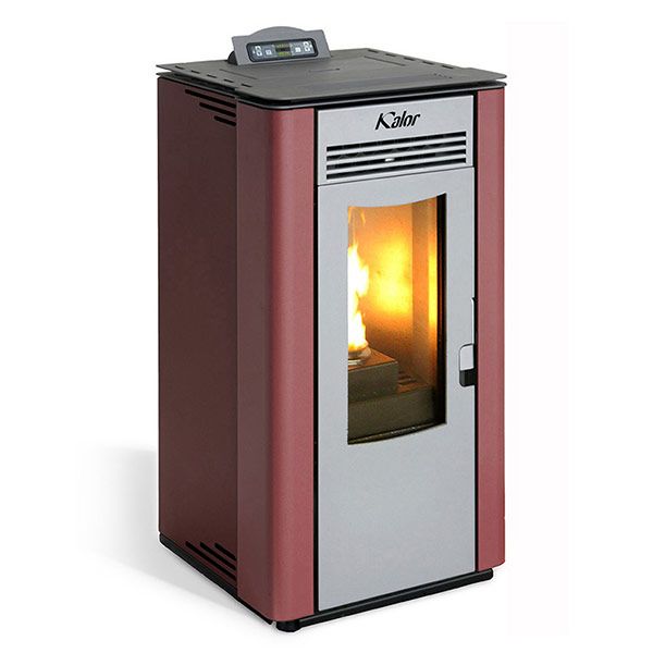 Estufa de pellet roja moderna con fuego visible.