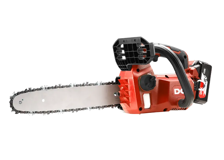 Motosierra eléctrica roja con batería y espada larga