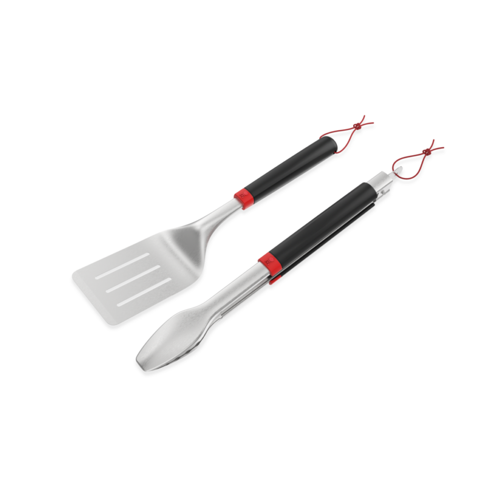 Espátula y pinzas de cocina metálicas